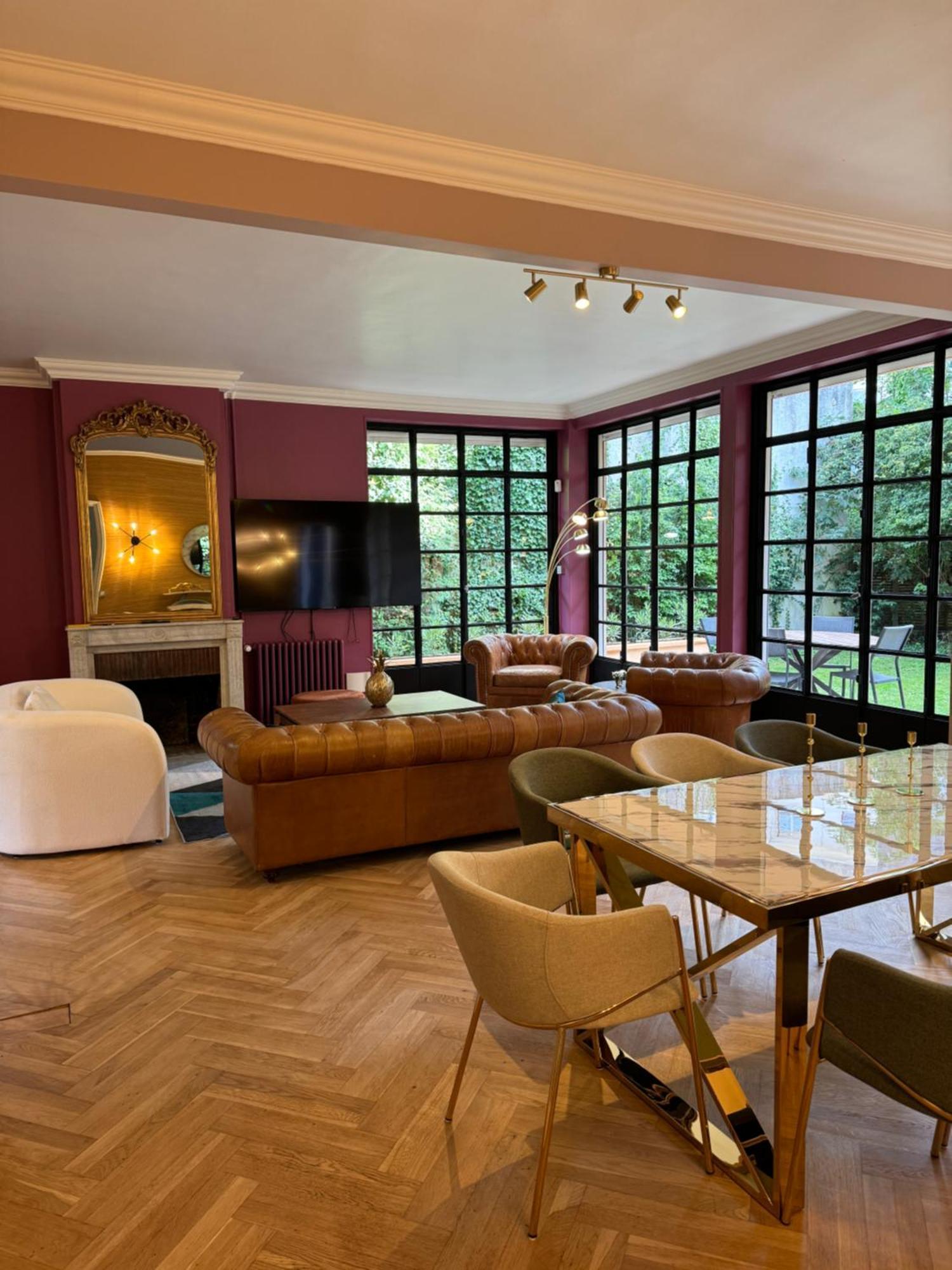 Erawan Boutique Hotel Évreux Kültér fotó